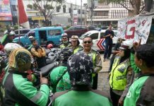 Ojek Online Dilarang Ngetem