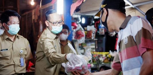 Pasokan Sembako Disidak, Harga Ayam Potong dan Daging Sapi Alami Kenaikan