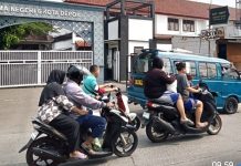 Bukannya Dibongkar, Bangli di Depan SMAN 6 Malah Dibangun Permanen