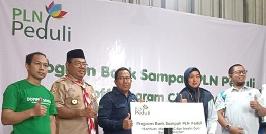 Dukung Program Pengolahan Sampah Berbasis Masyarakat, PLN UIT JBB Hibahkan Mesin Pencacah