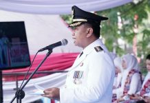 Jadi Inspektur Upacara HUT RI, Wali Kota Depok Pimpin Doa untuk Korban Bencana NTT