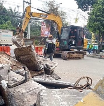 Jalan Sawangan Permai Mulai Dibeton, Satu Jalur Ditutup