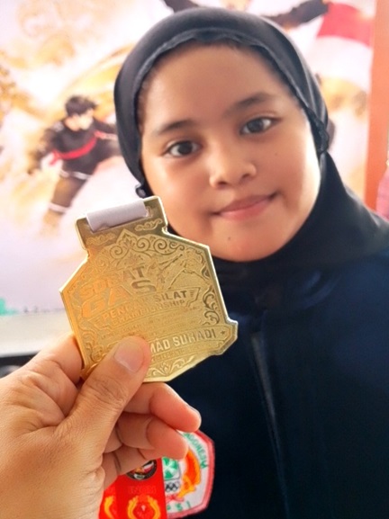 Siswi SD Muhammadiyah Meruyung Raih Juara 1 Kejuaraan Pencak Silat Tingkat Nasional