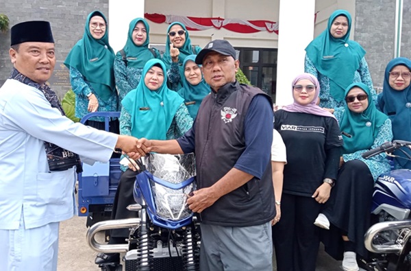 Manfaatkan Dana RW, Ketua Lingkungan di Grogol Beli 19 Gerobak Motor
